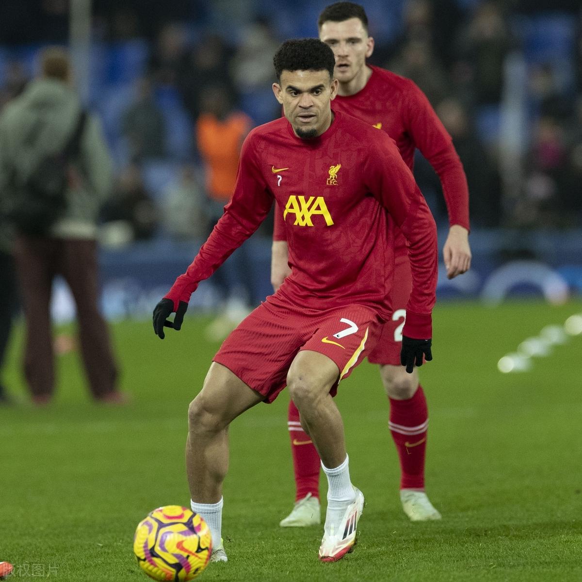 爱游戏在线-关于利物浦主场力克狼队，保持领先优势的信息