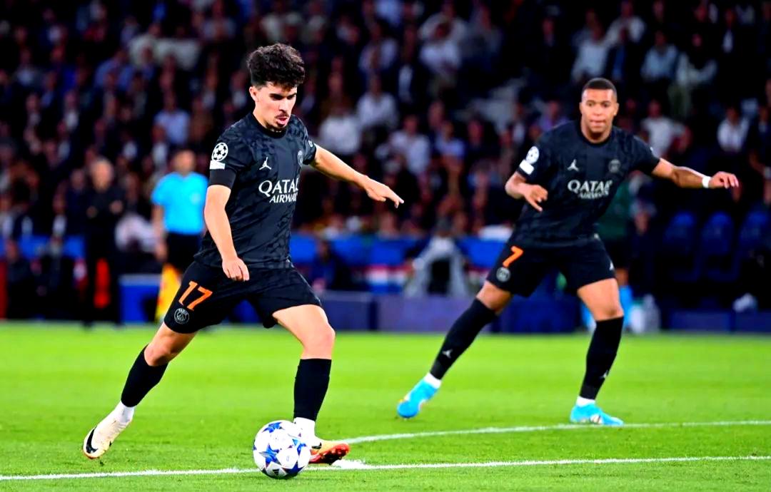 爱游戏中国-包含巴黎圣日耳曼客场告捷，取得连胜的词条