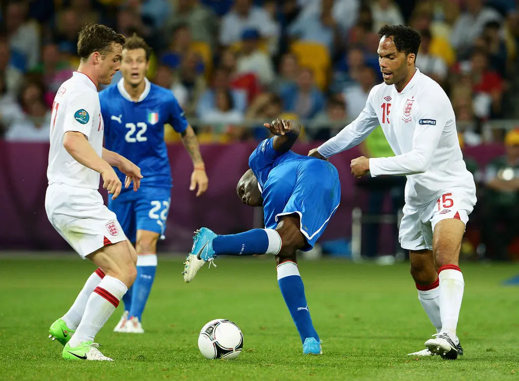 AYX体育赛事-欧预赛举办国家大规模展开疫苗接种计划