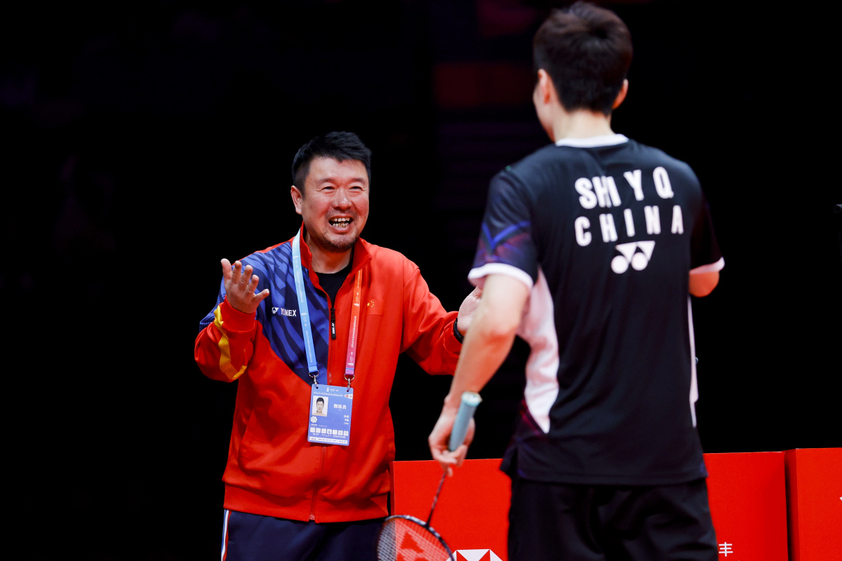 爱游戏入口-包含马来西亚羽毛球队逆转中国羽毛球队，安赛龙制霸全场的词条