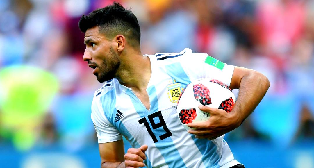 爱游戏中国-阿根廷力克曼城，阿奎罗制霸全场