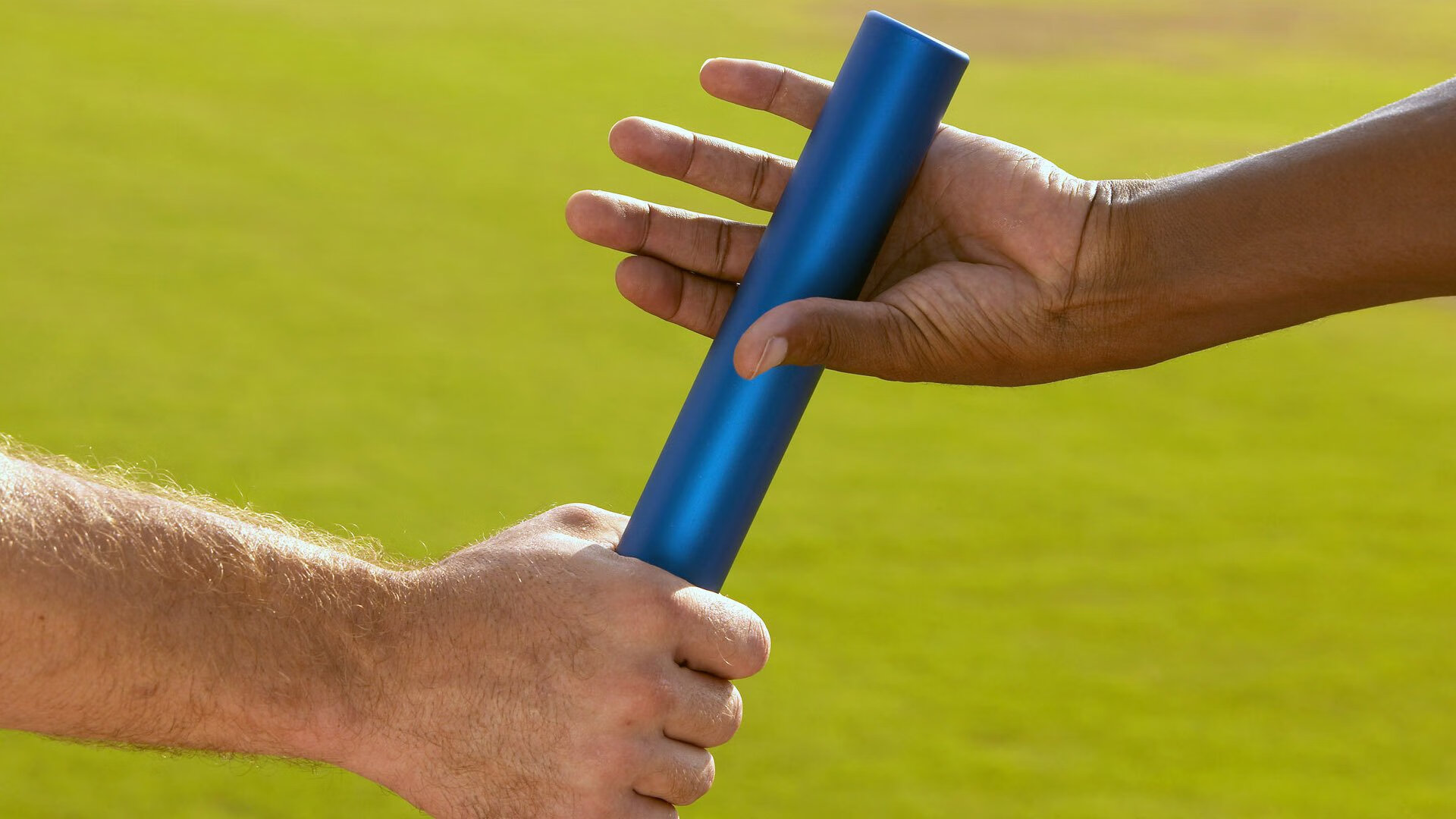 当非洲雄狮咆哮亚洲蓝，加纳掀翻日本，拉什福德高光表现背后的足球启示