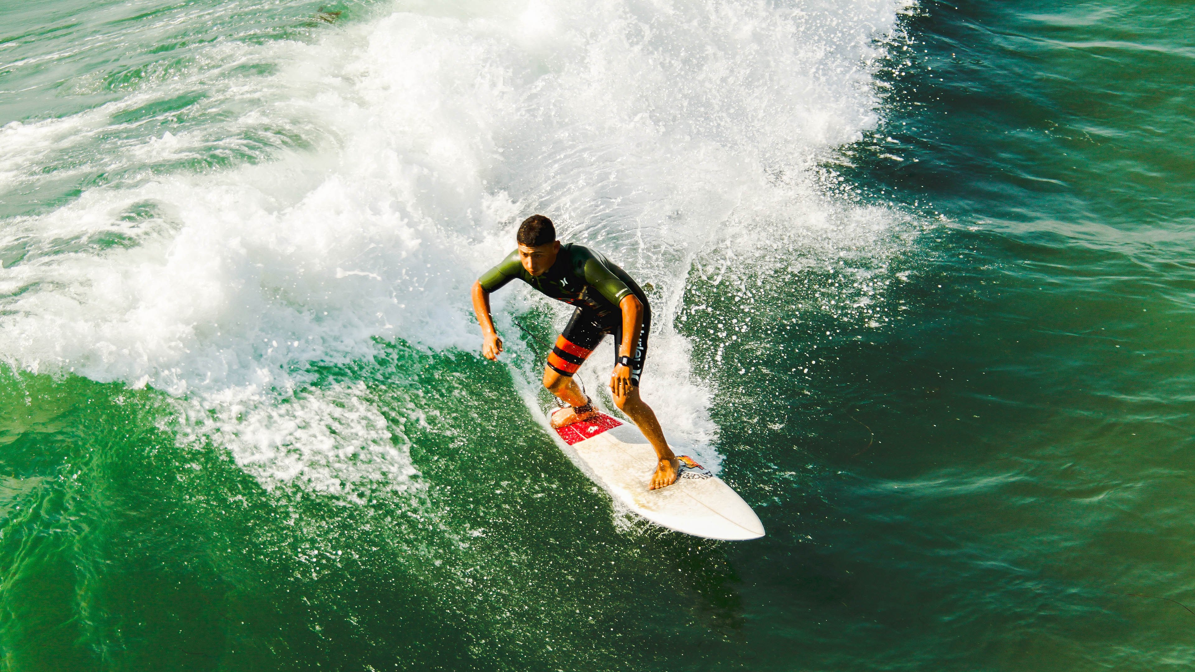 苏格兰制霸塞内加尔，库尔图瓦成为关键先生
